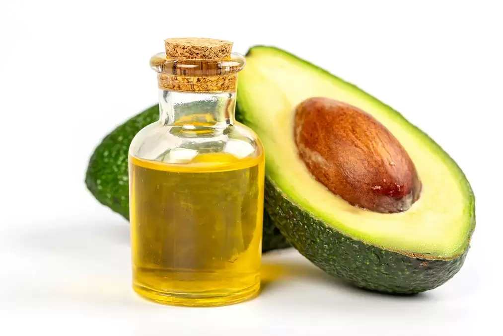 Avocado Ueleg als Deel vun der Eudalie Crème